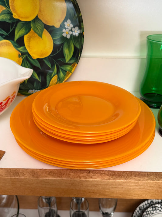 Arcoroc France 70s Orange Set