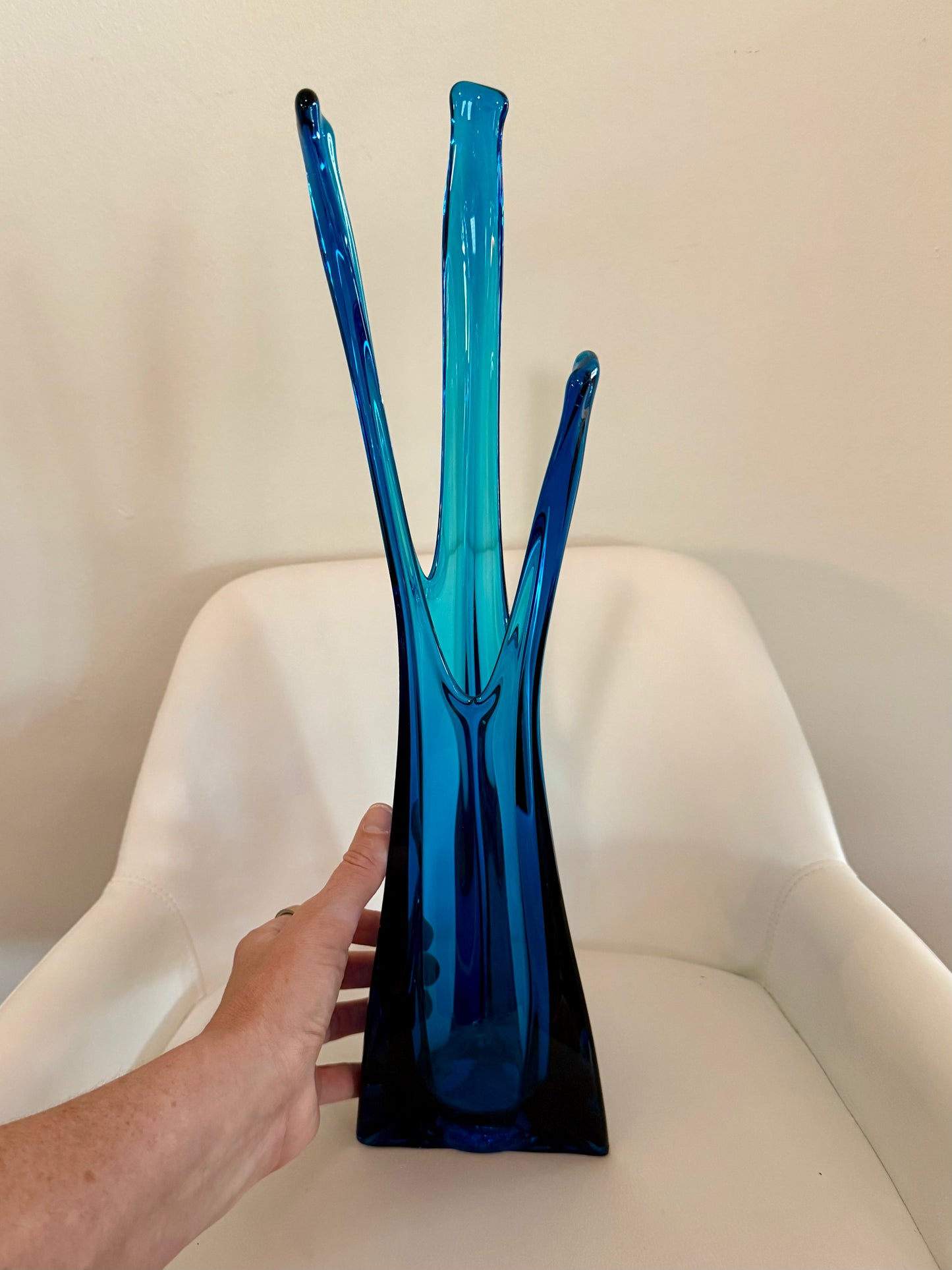 Viking Glass Epic Three Foil Swung Vase